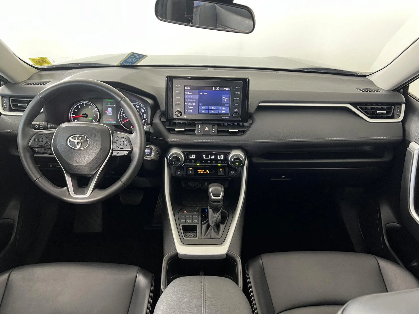 Used 2022 Magnetic Gray Metallic Toyota XLE Premium image 24