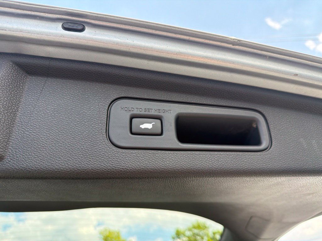 2025 Honda Odyssey Elite - Photo 22