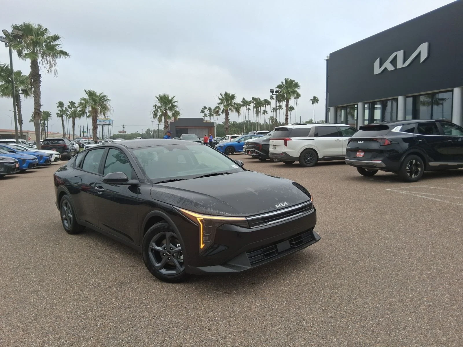 2026 Kia K4 LXS AT's photo