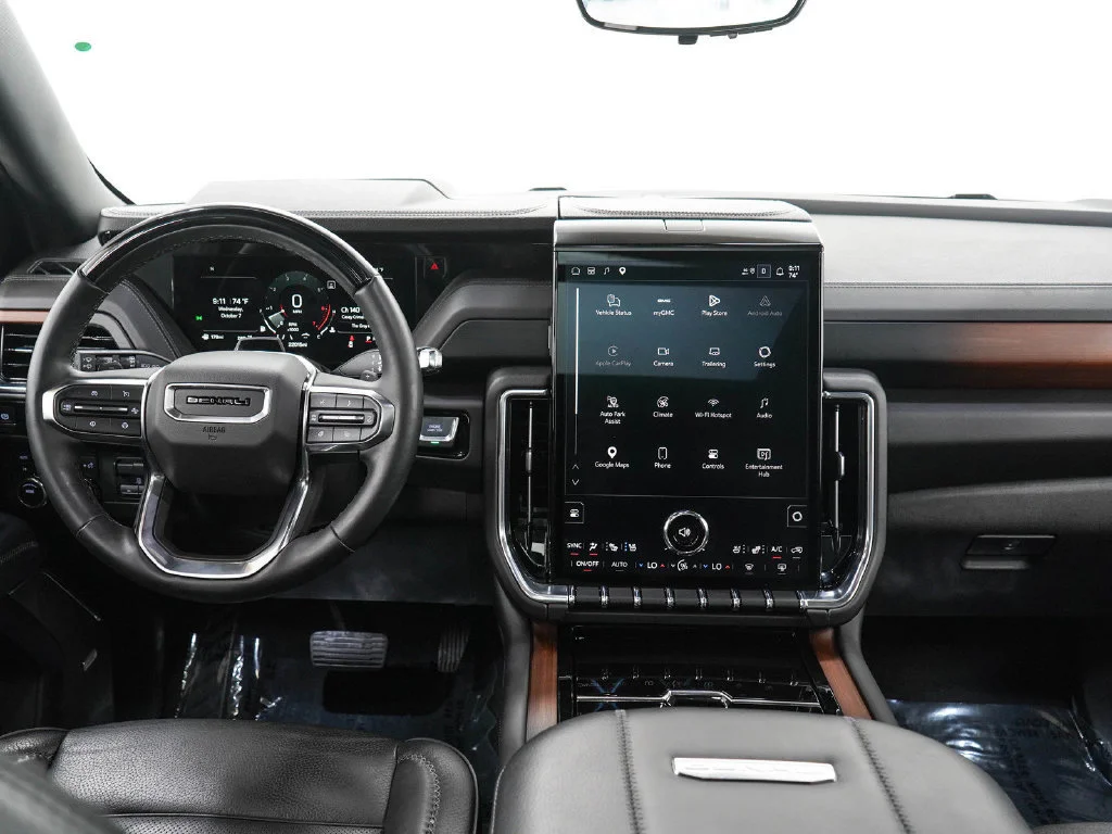 Used 2025 Onyx Black GMC Denali image 18