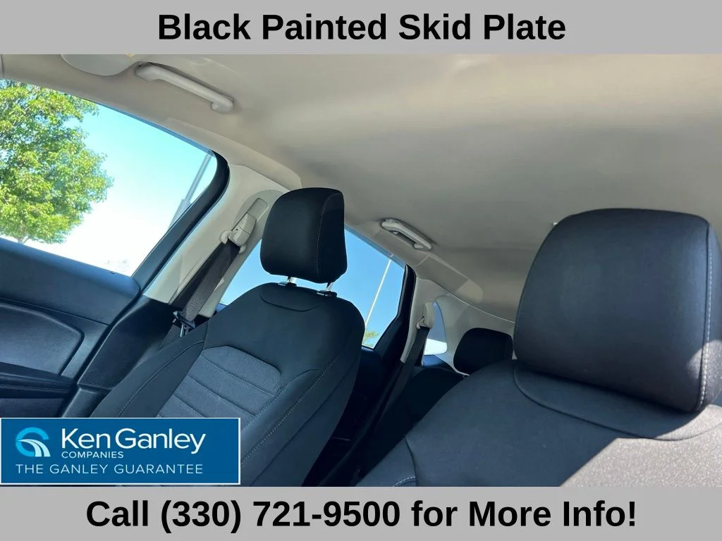 Used 2022 Black Ford SE image 42
