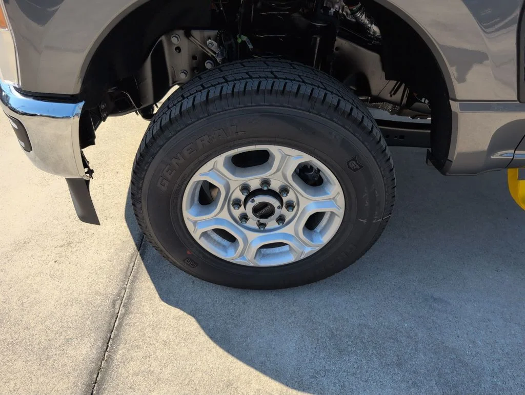 New 2026 Gray Ford XLT image 15