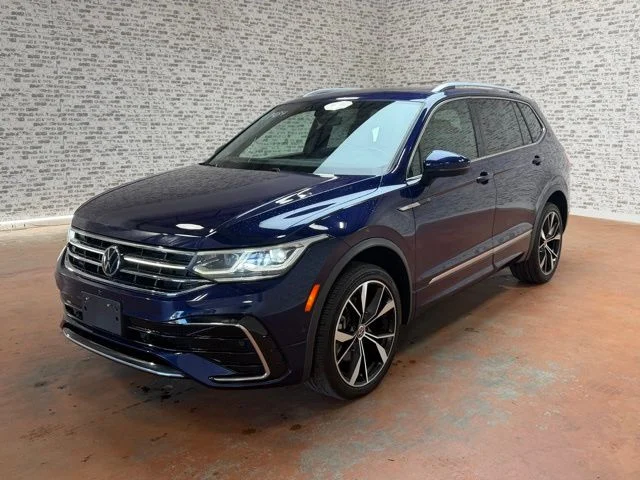 Used 2022 Blue Volkswagen 2.0T SEL R-Line image 2