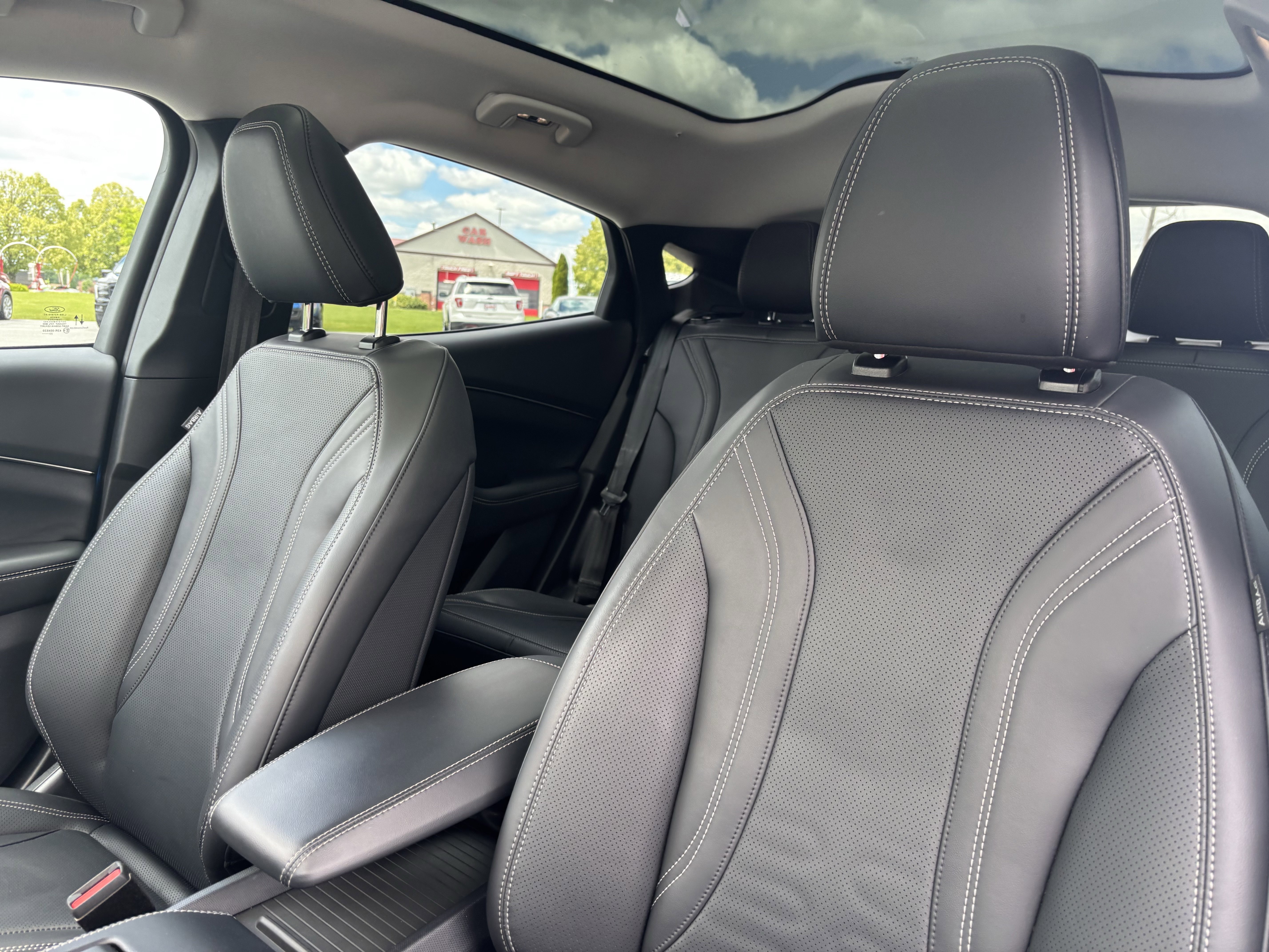 Used 2023 Blue Ford Premium image 15