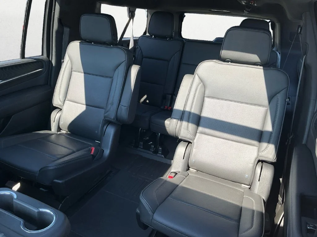 Used 2022 Onyx Black GMC Denali image 10