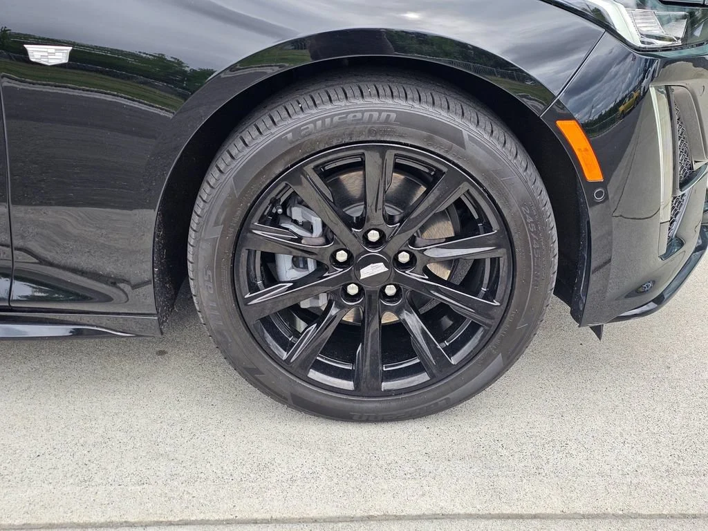 Used 2023 BLACK RAVEN Cadillac Sport image 9