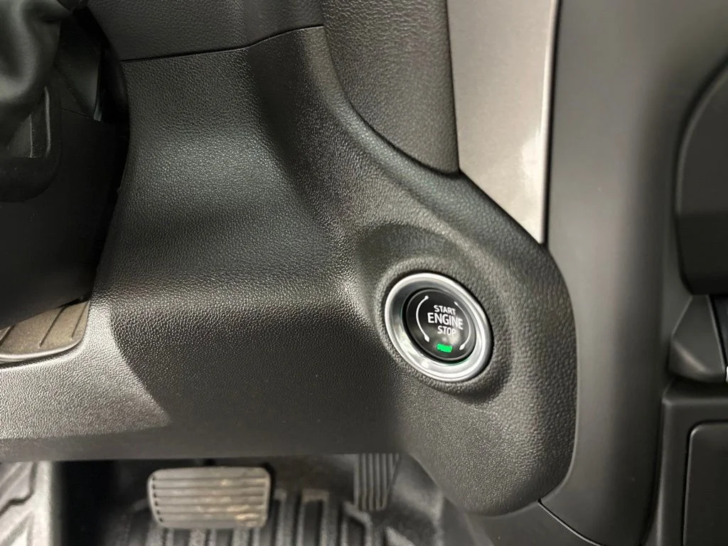 Used 2025 White Chevrolet WT image 30