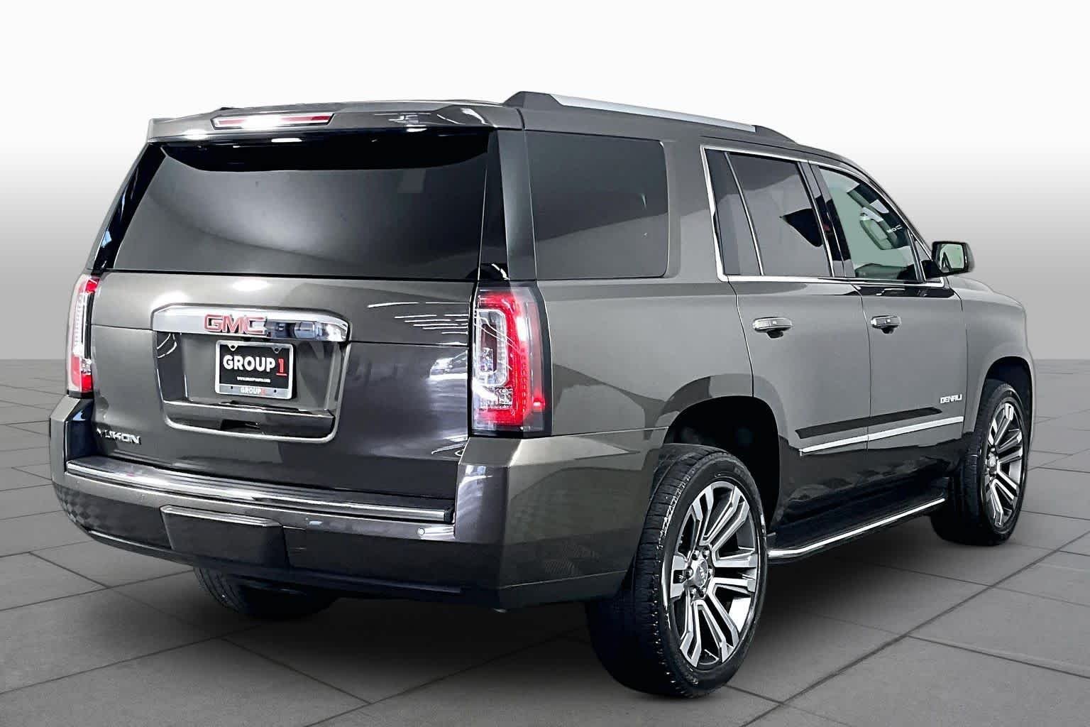 Used 2019 Smokey Quartz Metallic GMC Denali image 12