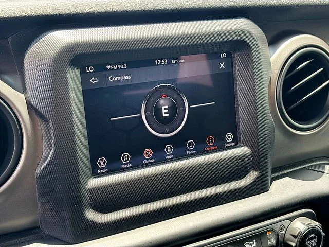 Used 2020 Red Jeep Sport S image 13