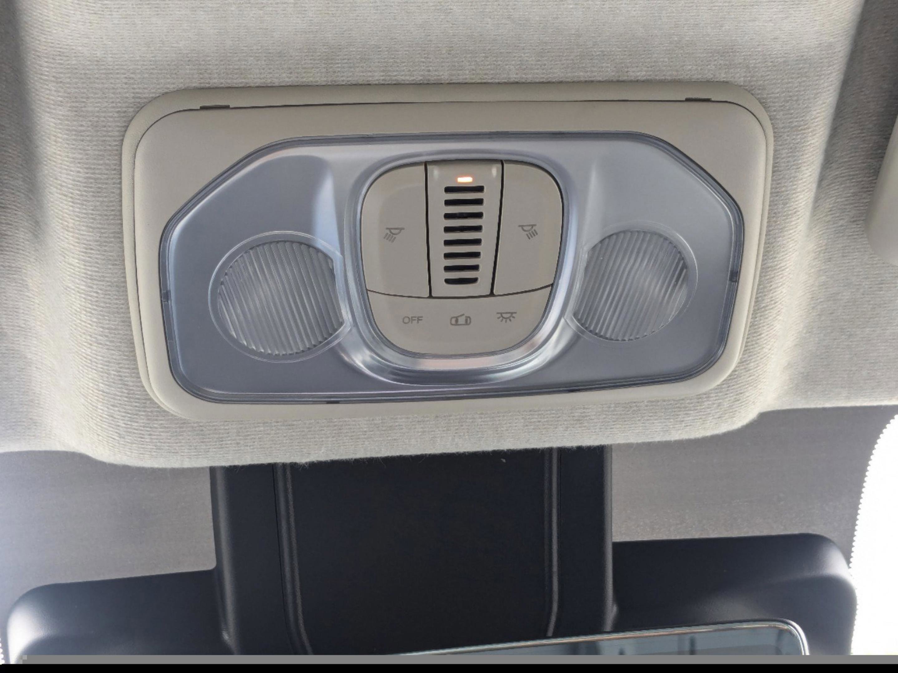 2025 RAM ProMaster Window Van Base - Photo 27