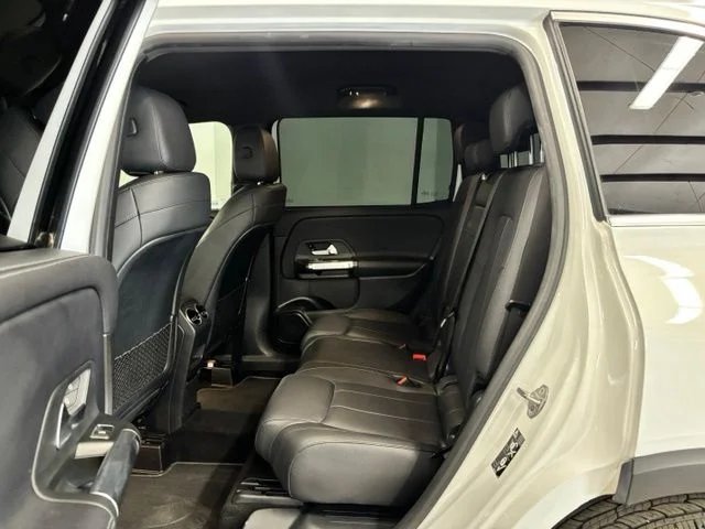 Used 2020  Mercedes-Benz GLB 250 image 19