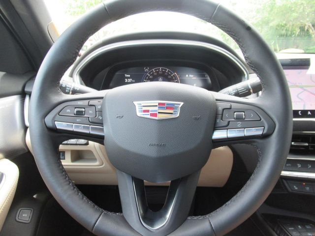 Used 2024 White Cadillac Premium Luxury image 23