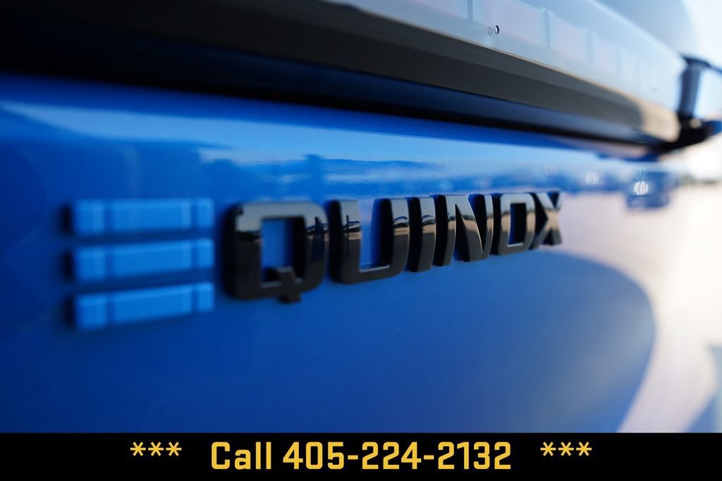 2025 Chevrolet Equinox EV RS - Photo 6