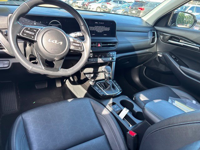 Used 2024 Fusion Black Kia SX image 13