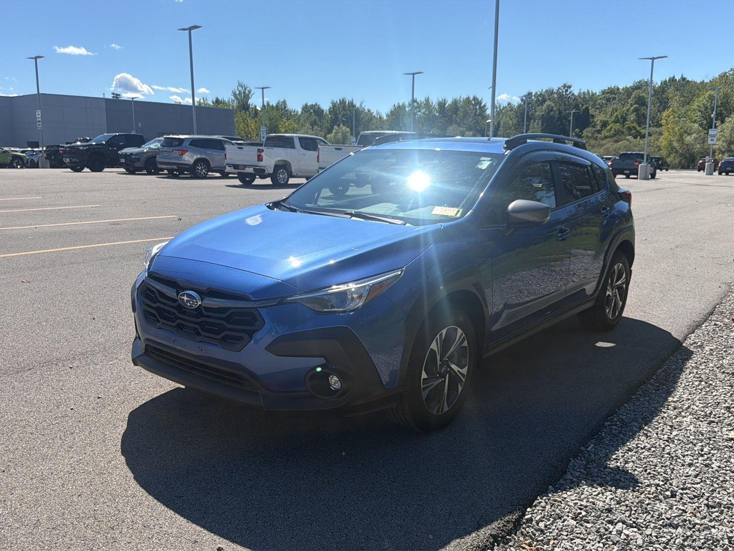 Used 2025 Daybreak Blue Pearl Subaru Premium image 8