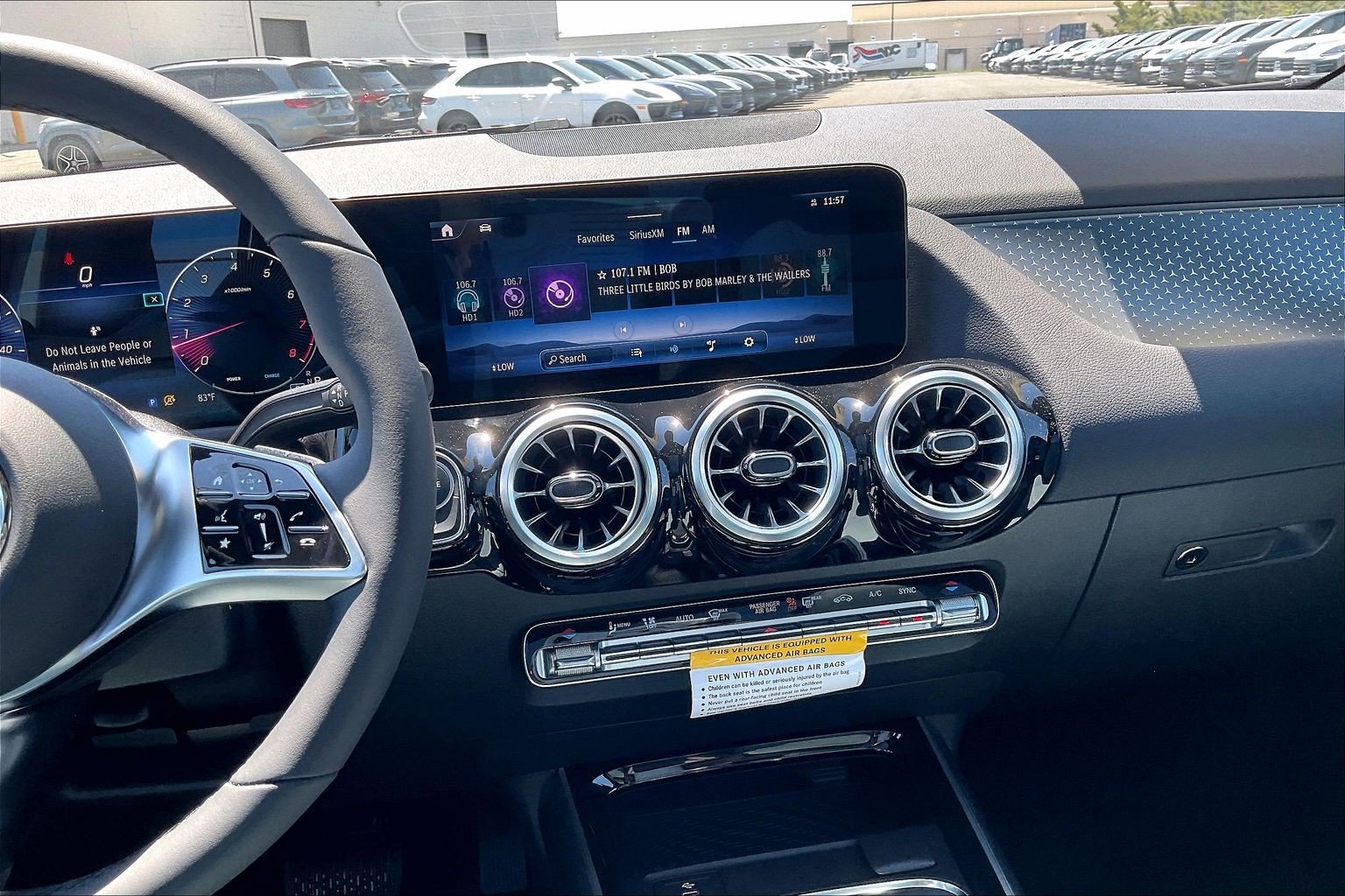 New 2026 Polar White Mercedes-Benz GLA 250 image 20