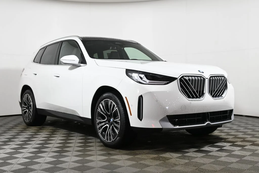 Used 2026 White BMW 30 xDrive image 9