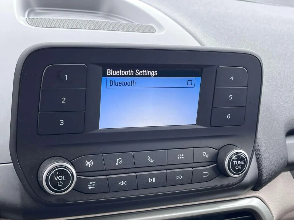 Used 2019 Moondust Silver Metallic Ford S image 22