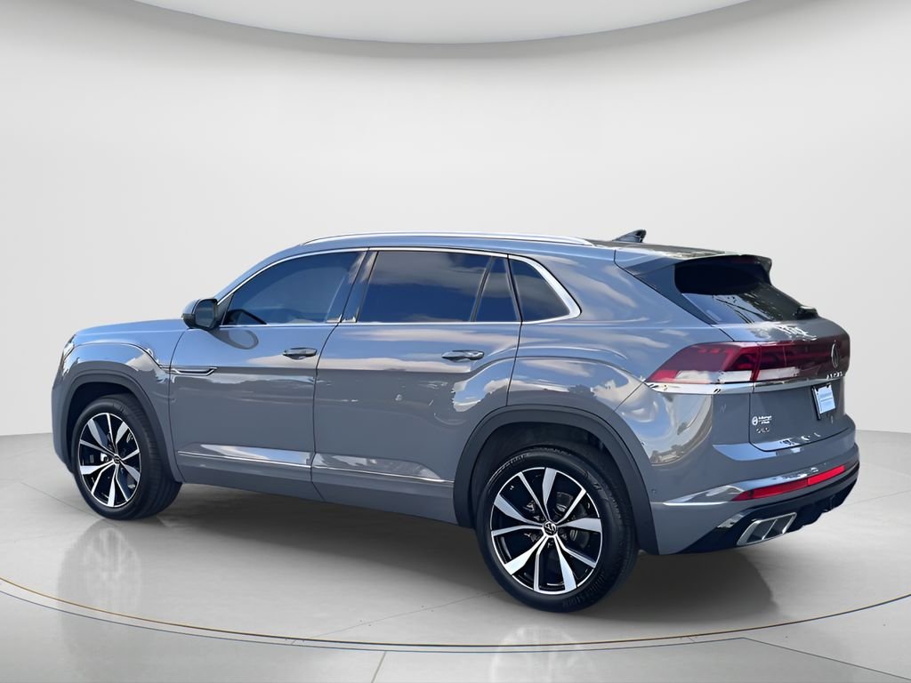 New 2026 Pure Gray Volkswagen 2.0T SEL Premium R-Line image 6