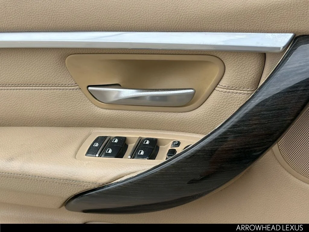 Used 2016 Blue BMW 328i image 21