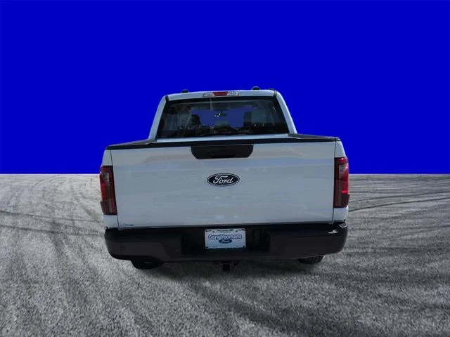New 2026 Oxford White Ford XL image 5