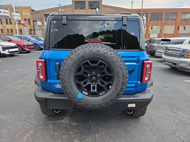 New 2026 Blue Ford Badlands image 6
