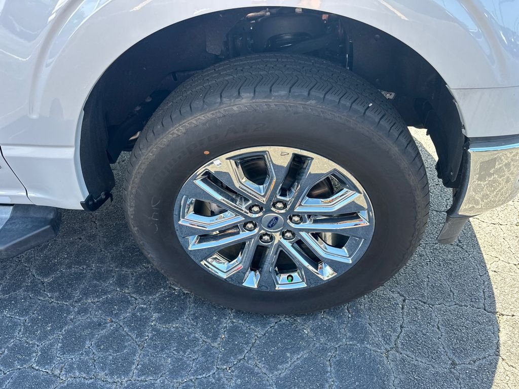 New 2025 White Ford Lariat image 12