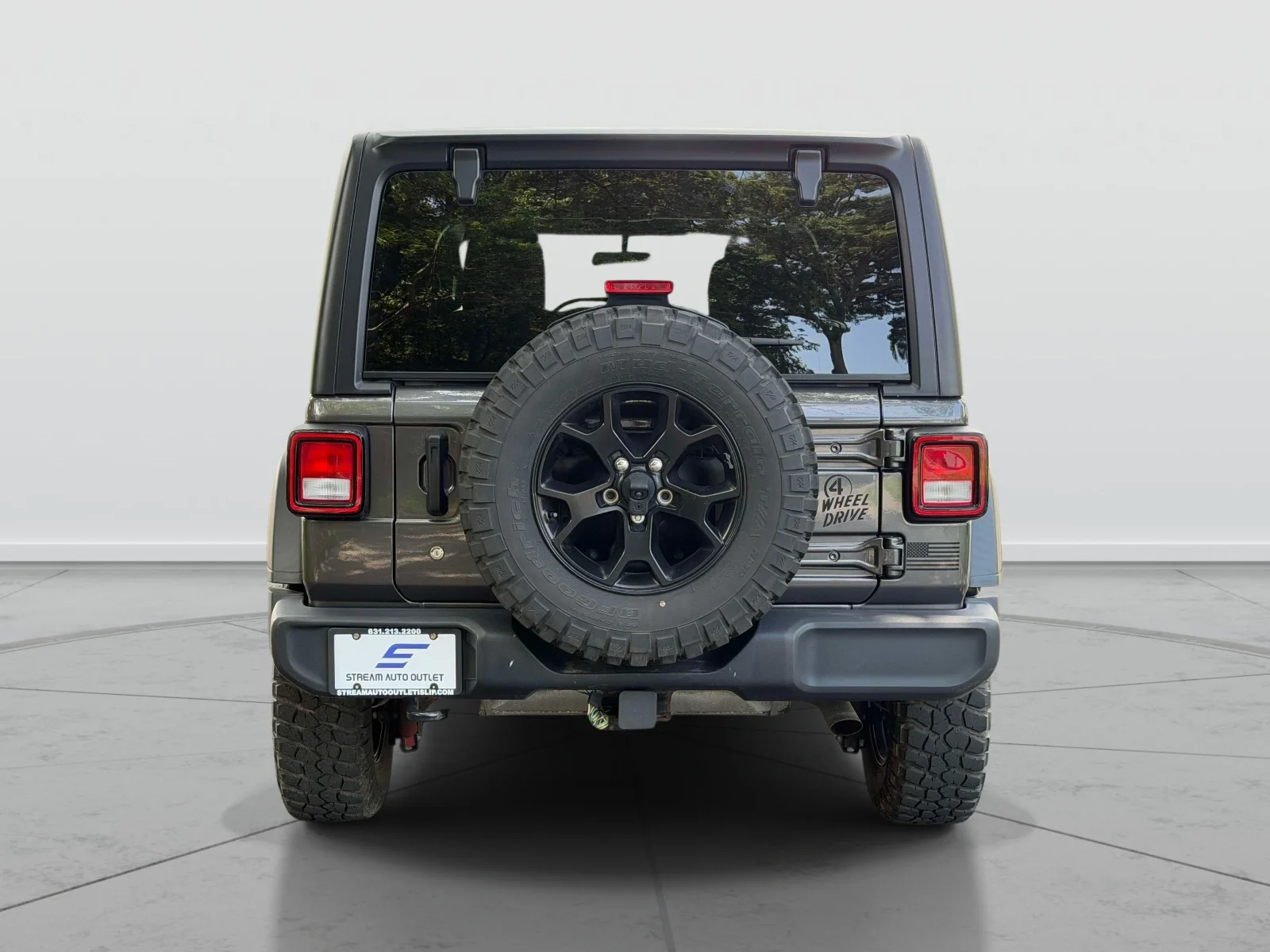 Used 2022 Gray Jeep Unlimited Willys image 5