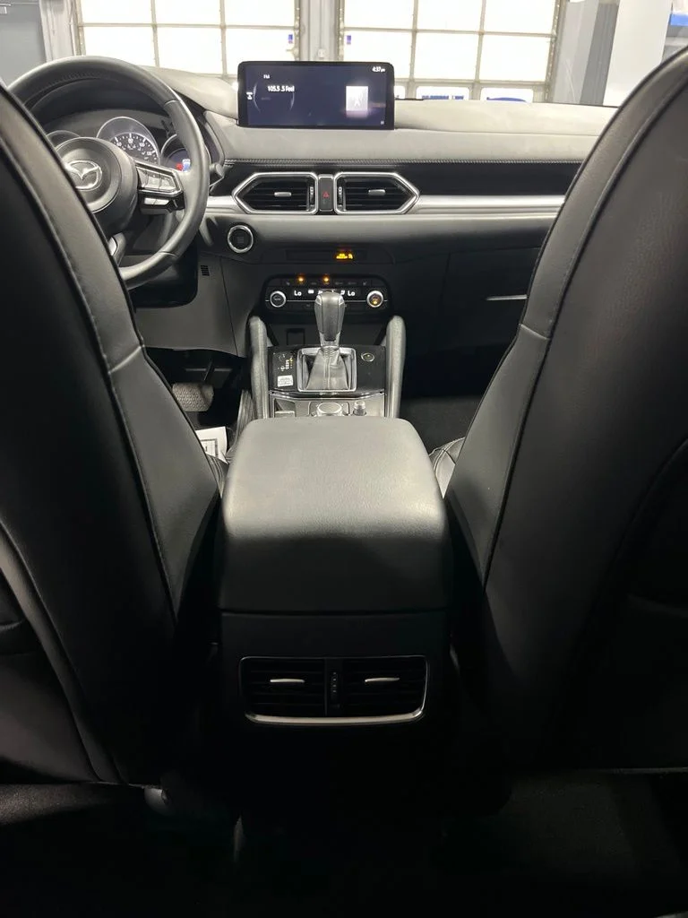 Used 2021 Snowflake White Pearl Mazda Touring image 31