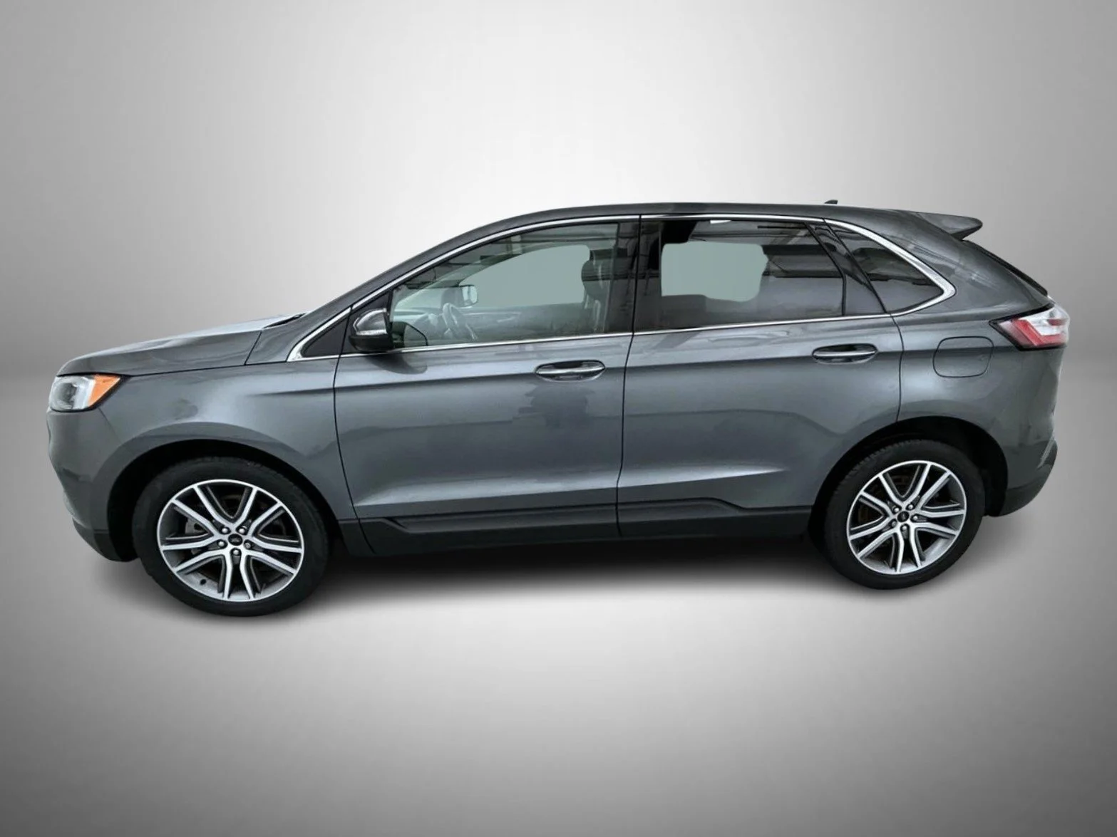 Used 2024 Gray Ford Titanium image 8