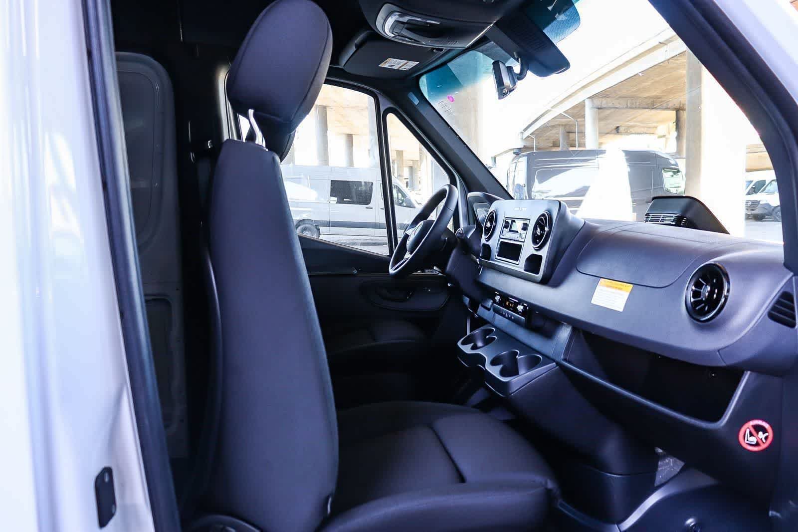 New 2026 Arctic White Mercedes-Benz Cargo 144WB High Roof RWD 2.0L I4 Diesel Turbo SO image 17