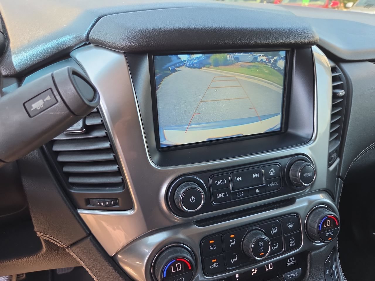 Used 2019 SUMMIT WHITE Chevrolet LT image 15