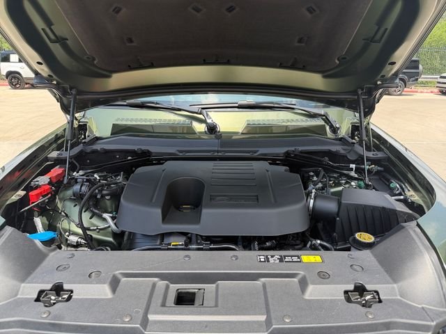 New 2026 Woolstone Green Land Rover X-Dynamic SE image 19