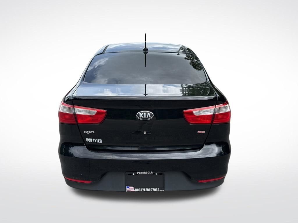 Used 2017 Black Kia LX image 6