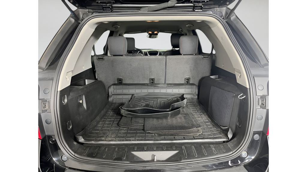 Used 2016 Black Metallic Chevrolet LT image 17
