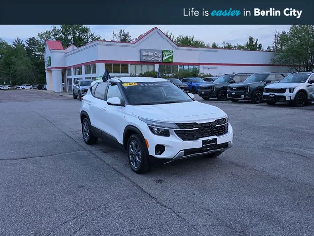 2025 Kia Seltos 2.0 LX AWD's photo