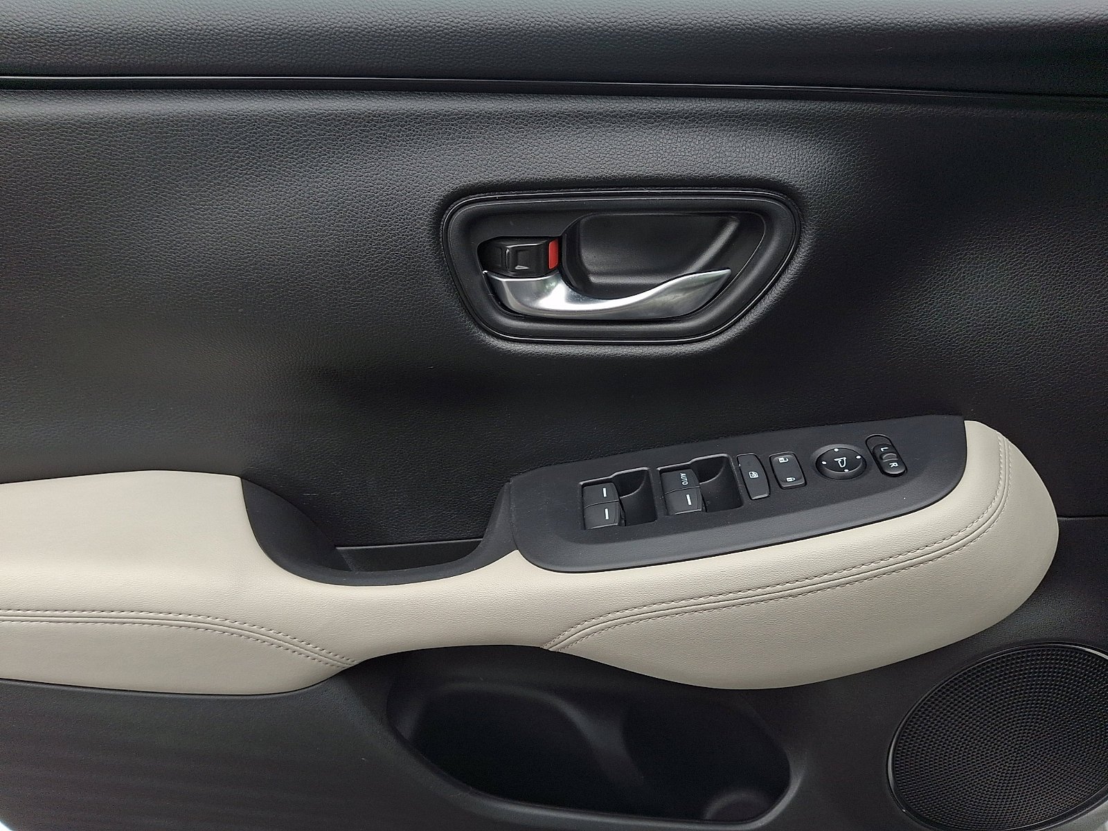 2024 Honda HR-V LX - Photo 11