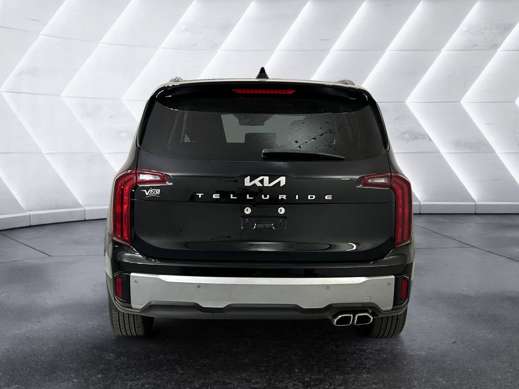 Used 2023 Black Kia S image 5