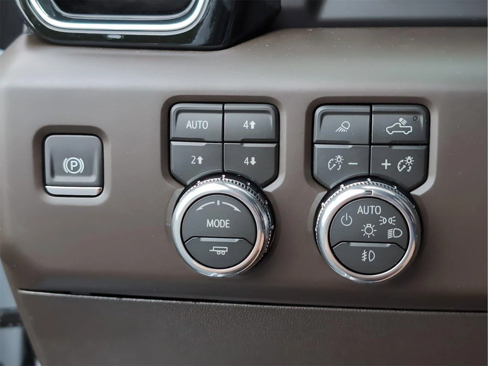 New 2026 Glacier White Tricoat GMC Denali image 16