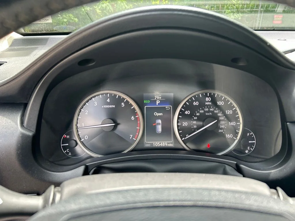 Used 2015 Red Lexus 200t image 20