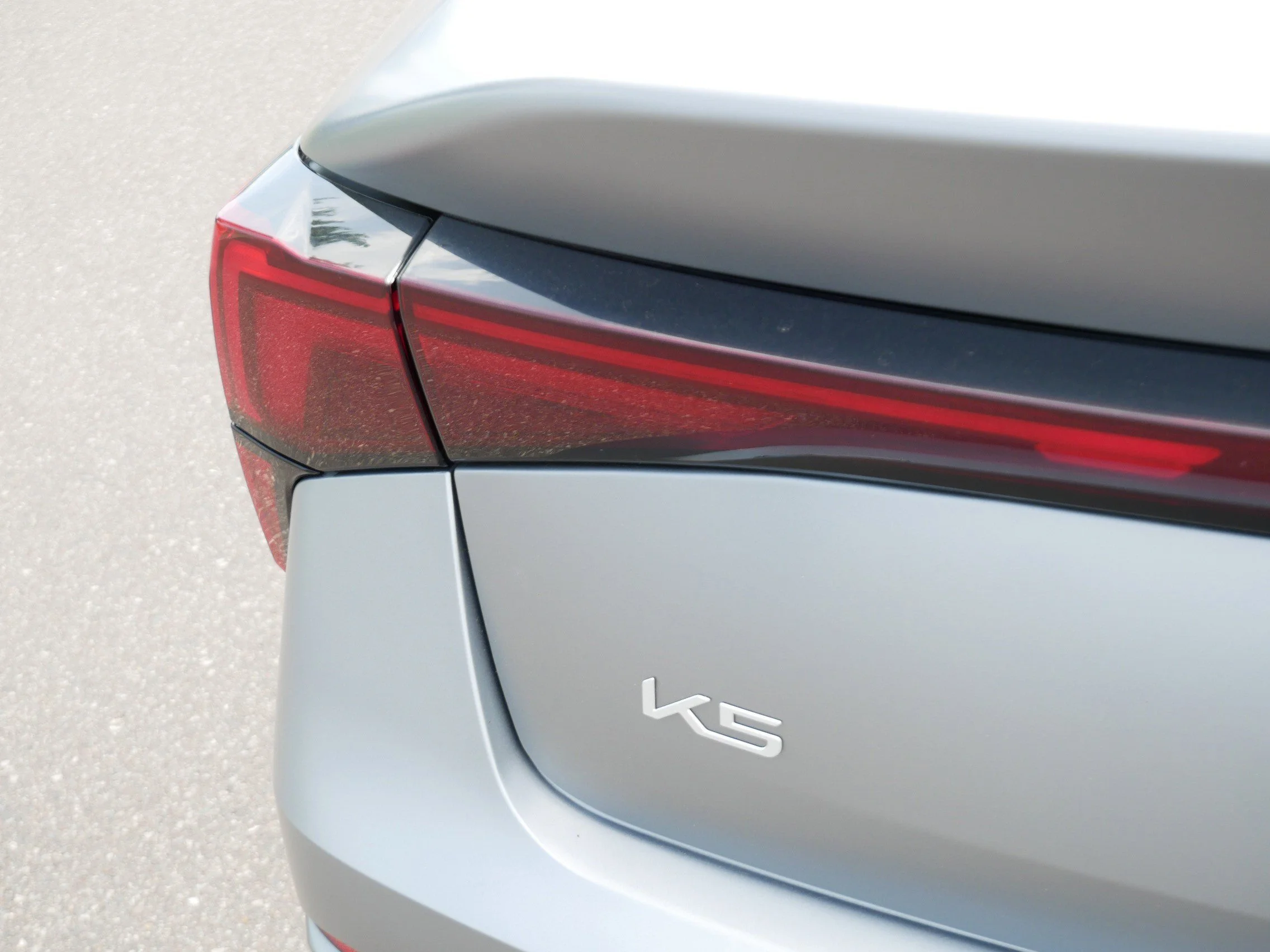 Used 2025 Steel Matte Gray Kia GT-Line image 17