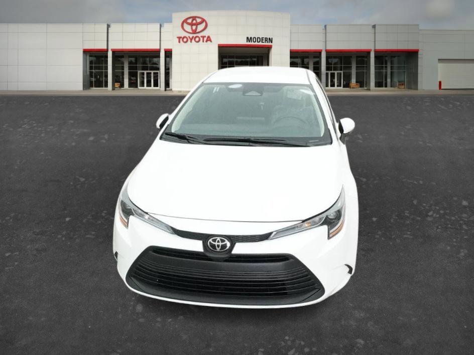 New 2026 Ice Cap Toyota LE image 22