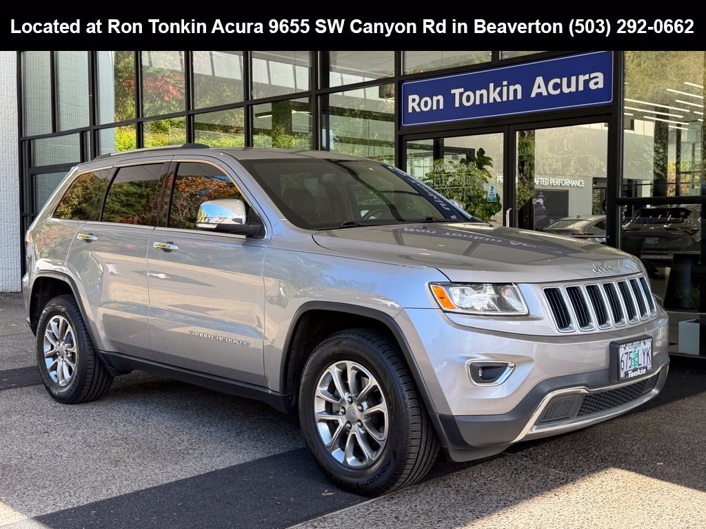 Used 2015 Billet Silver Metallic Clearcoat Jeep Limited image 1