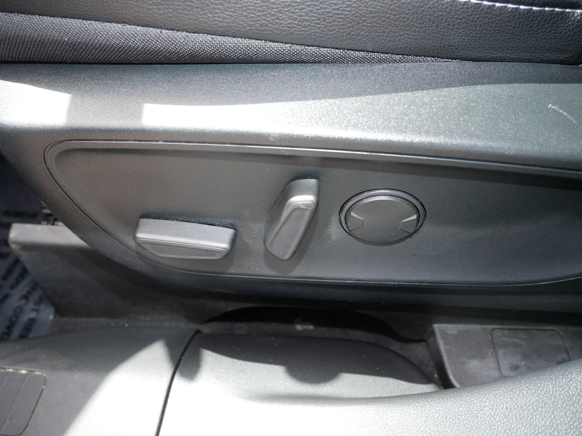 2022 Ford Escape SEL - Photo 19