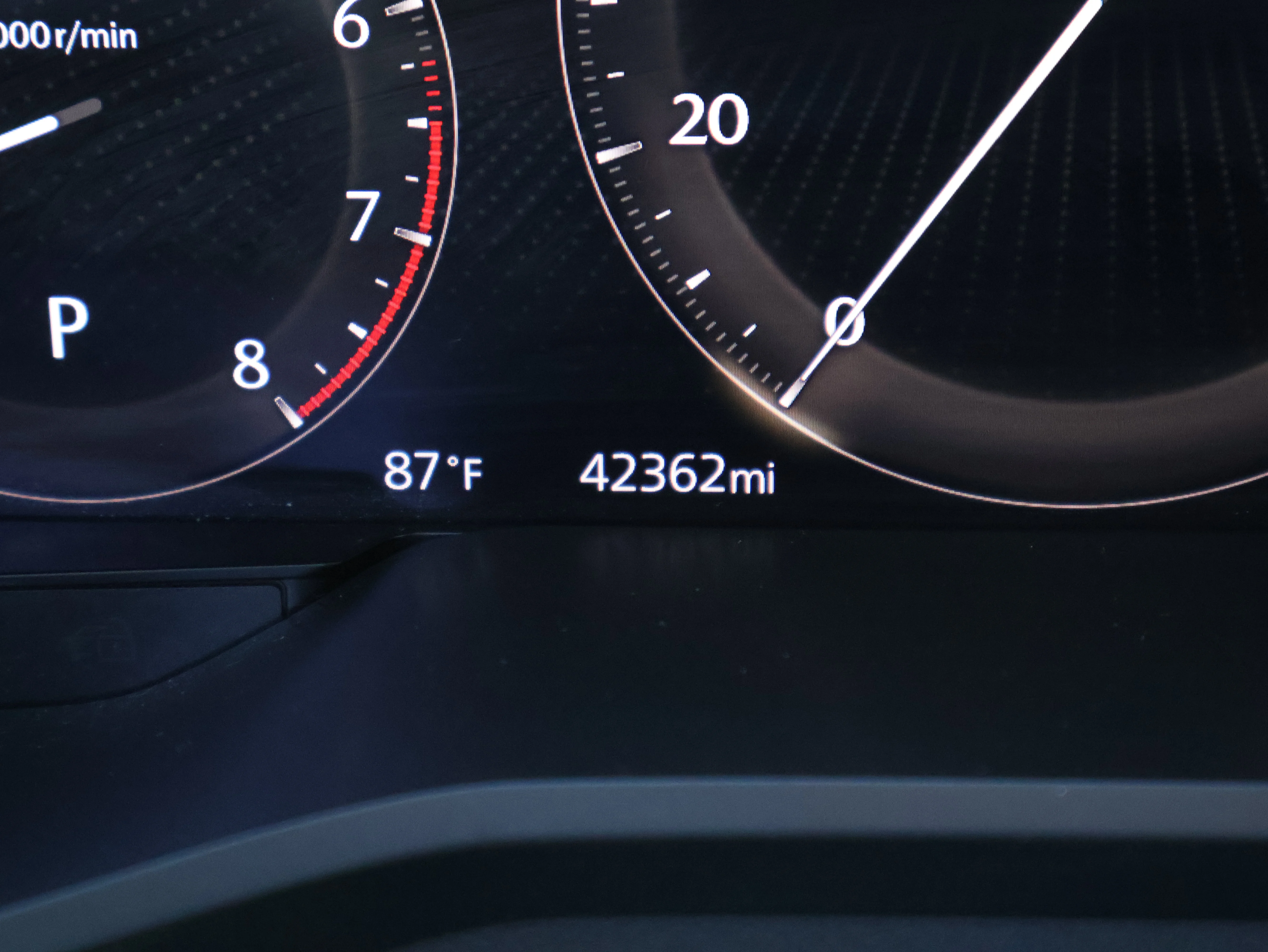 Used 2024 Platinum Quartz Mazda 3.3 Turbo Premium Plus image 48