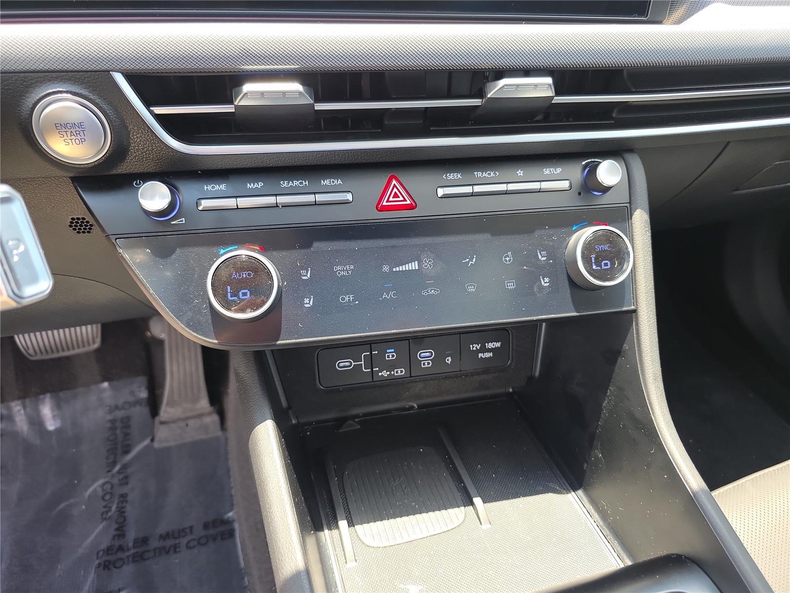 Used 2025 Aero Silver Hyundai Limited image 51