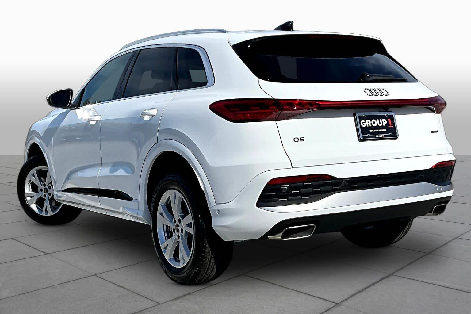 Used 2025 Arkona White Audi Premium image 12