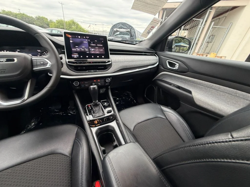 Used 2024 Black Jeep Latitude image 15