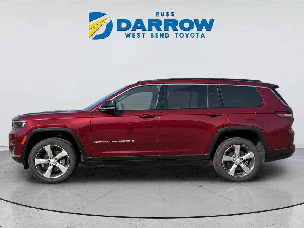 Used 2025 Red Jeep Limited image 2