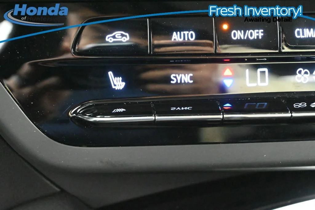 Used 2023 Cinnabar Metallic Buick Essence image 16